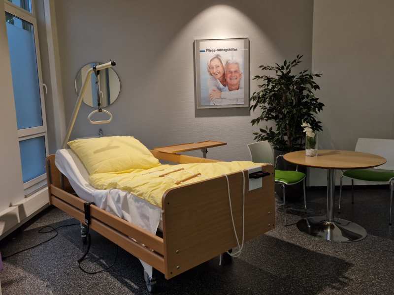 aks Pflegebett S4