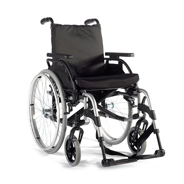 Leichtgewichtrollstuhl Sopur Breezy BasiX 2